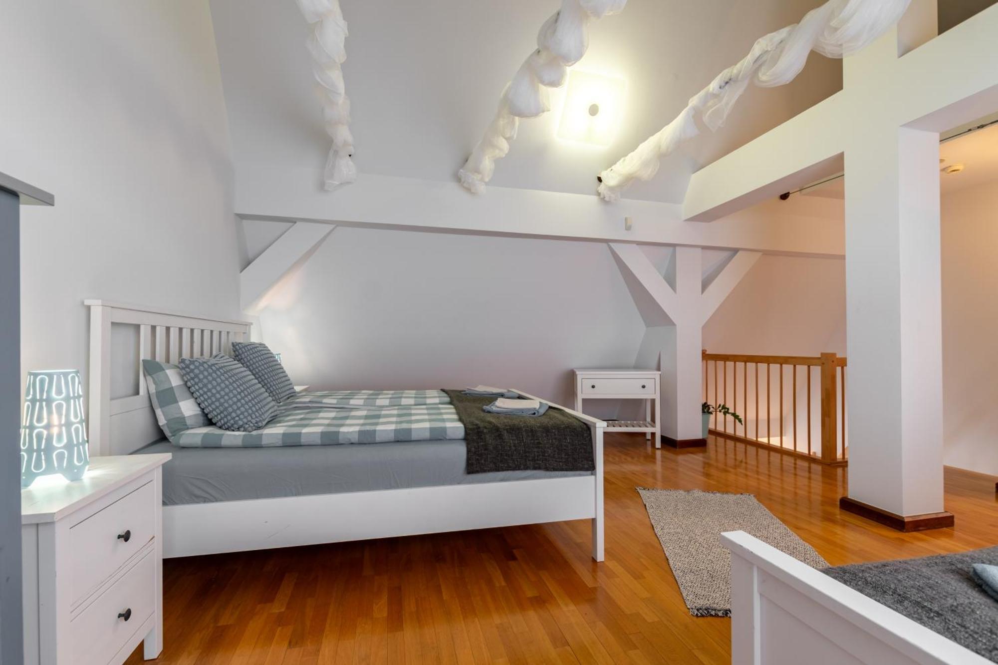 Apartementy Plac Solny 20 วรอตซวาฟ ภายนอก รูปภาพ